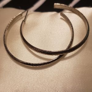 SILVER HOOP EARRINGS
